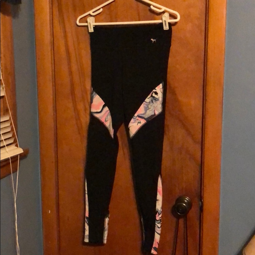 Pink leggings.